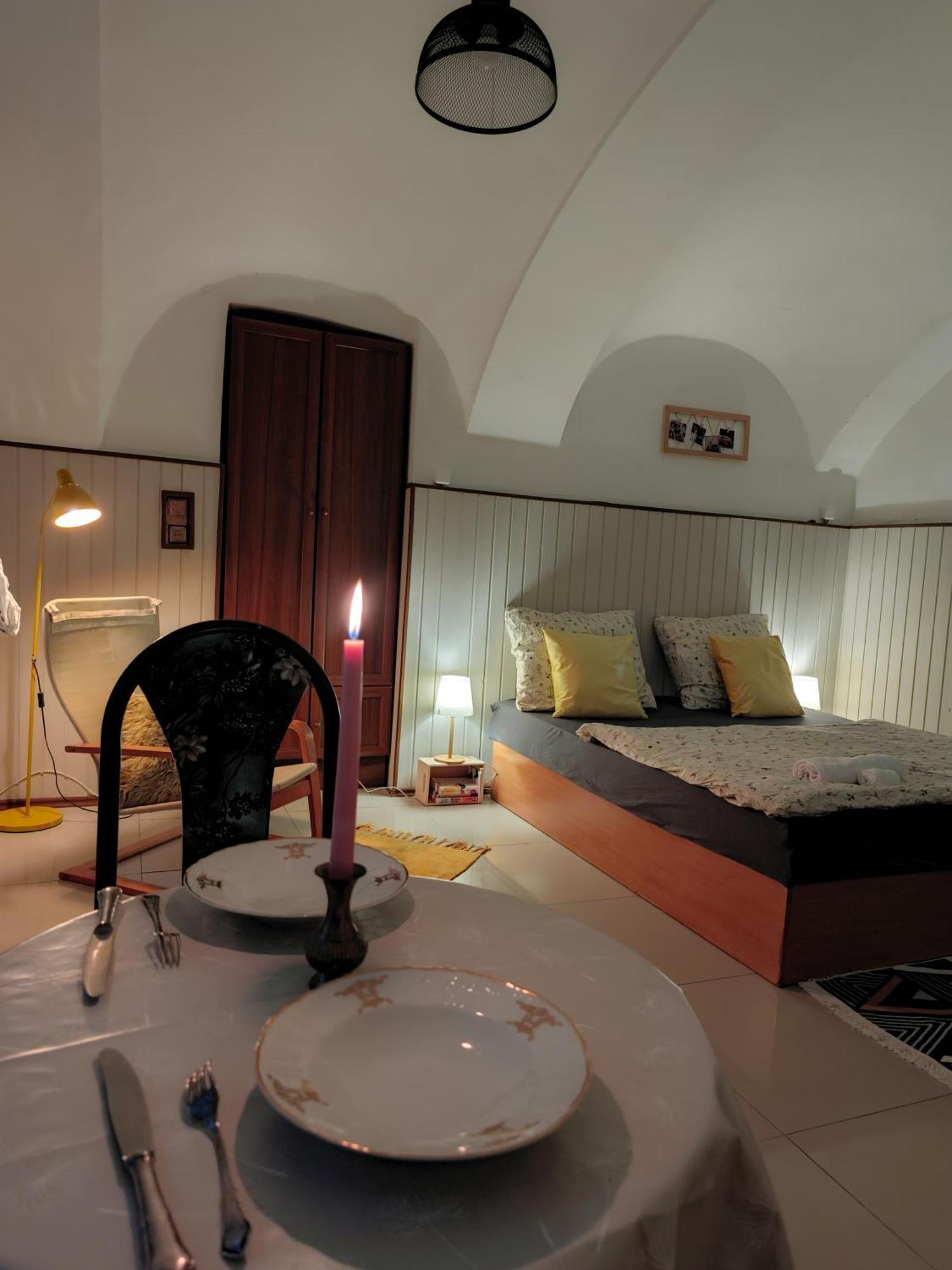 Vintage Room With Garden View Pressburg Exterior foto