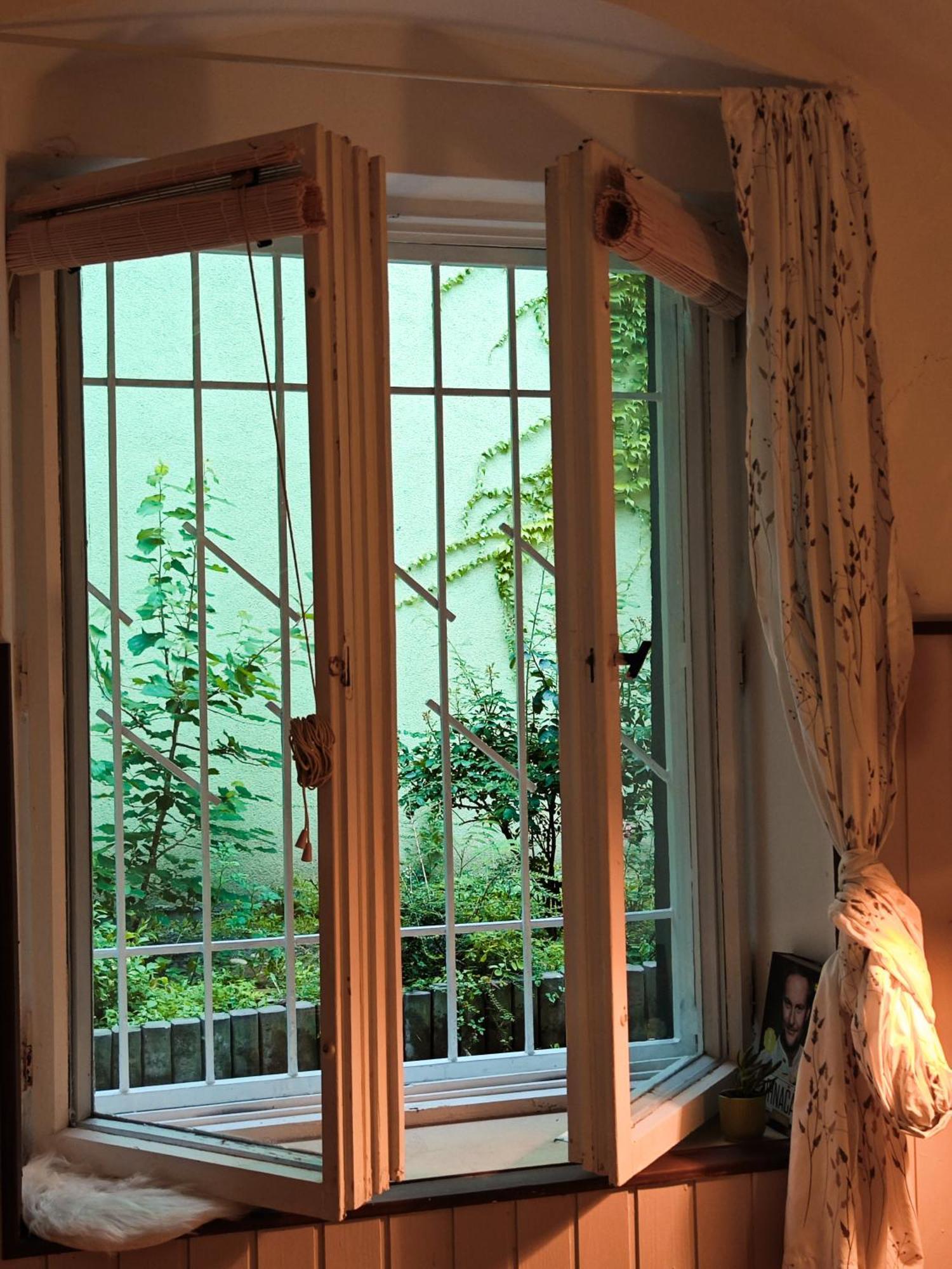Vintage Room With Garden View Pressburg Exterior foto